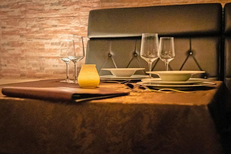 4Two Bern, ruhige Nische für ein Dinner-Date